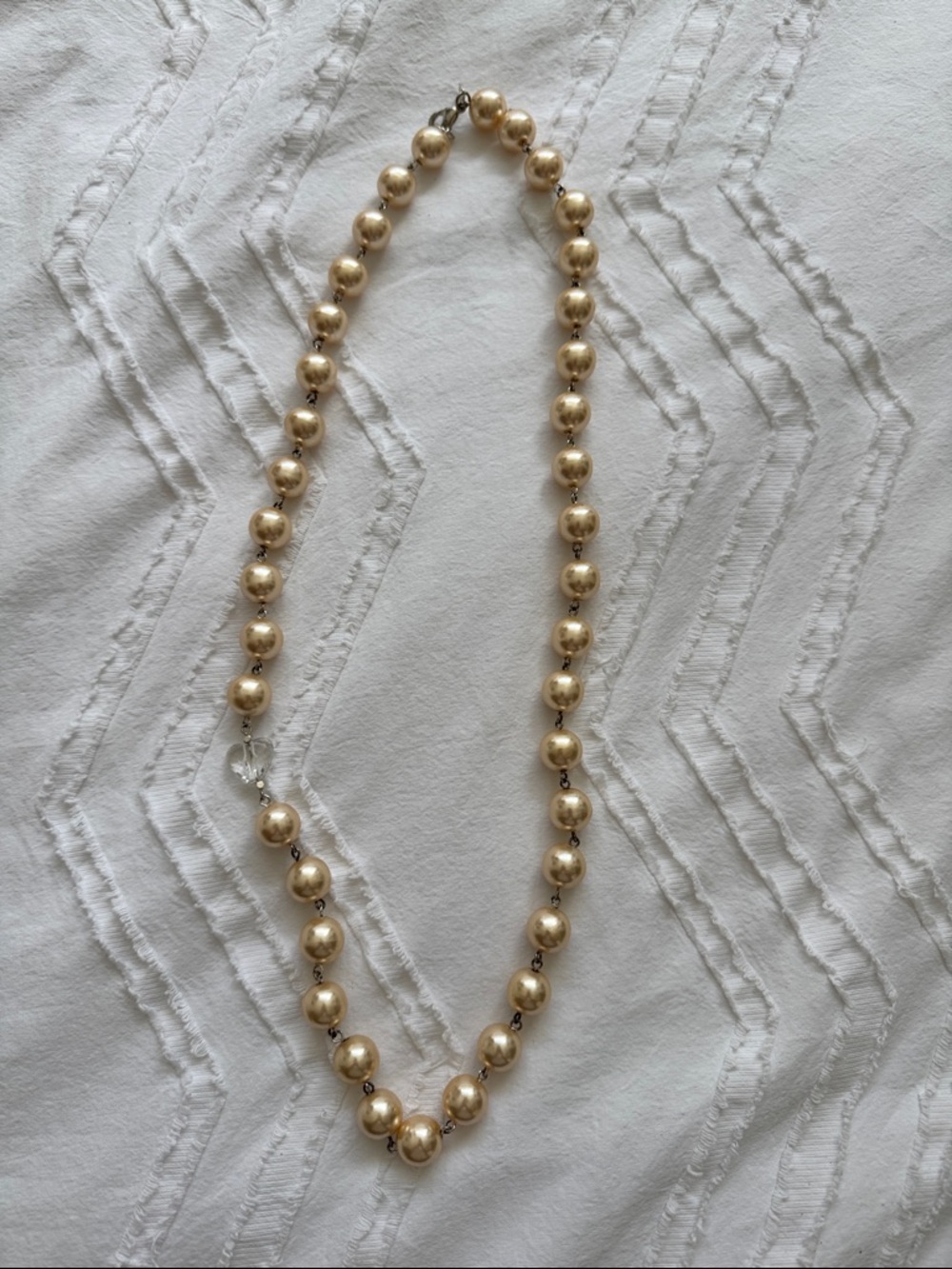 Guess gold-tone, faux pearl necklace
